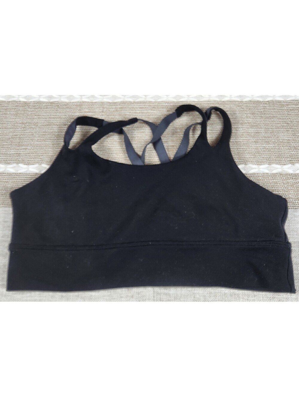 Freely Women's Strappy Black Sports Bra With Crisscross Back Straps Size L